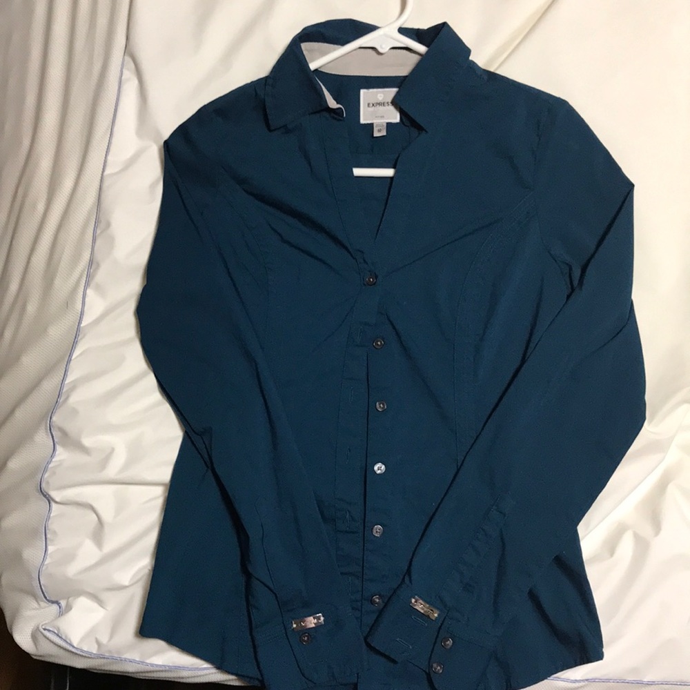 Express Essential work Shirts - Picture 2 of 7